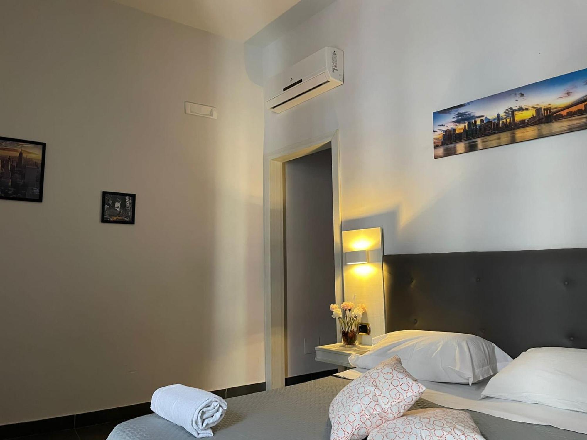 Oceania Hotels Napoli Exterior foto
